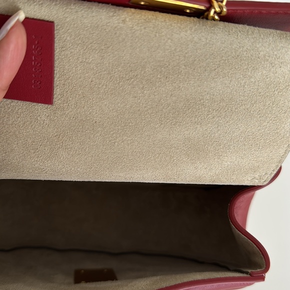 CHLOE *NEW* Drew Red Bag with Gold hardware & Dust Cover in Excellent Condition - Picture 15 of 17